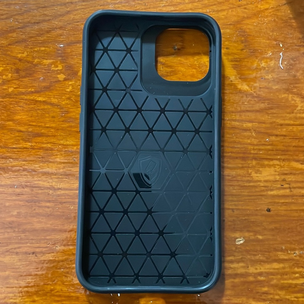 iPhone 13 rotatable case